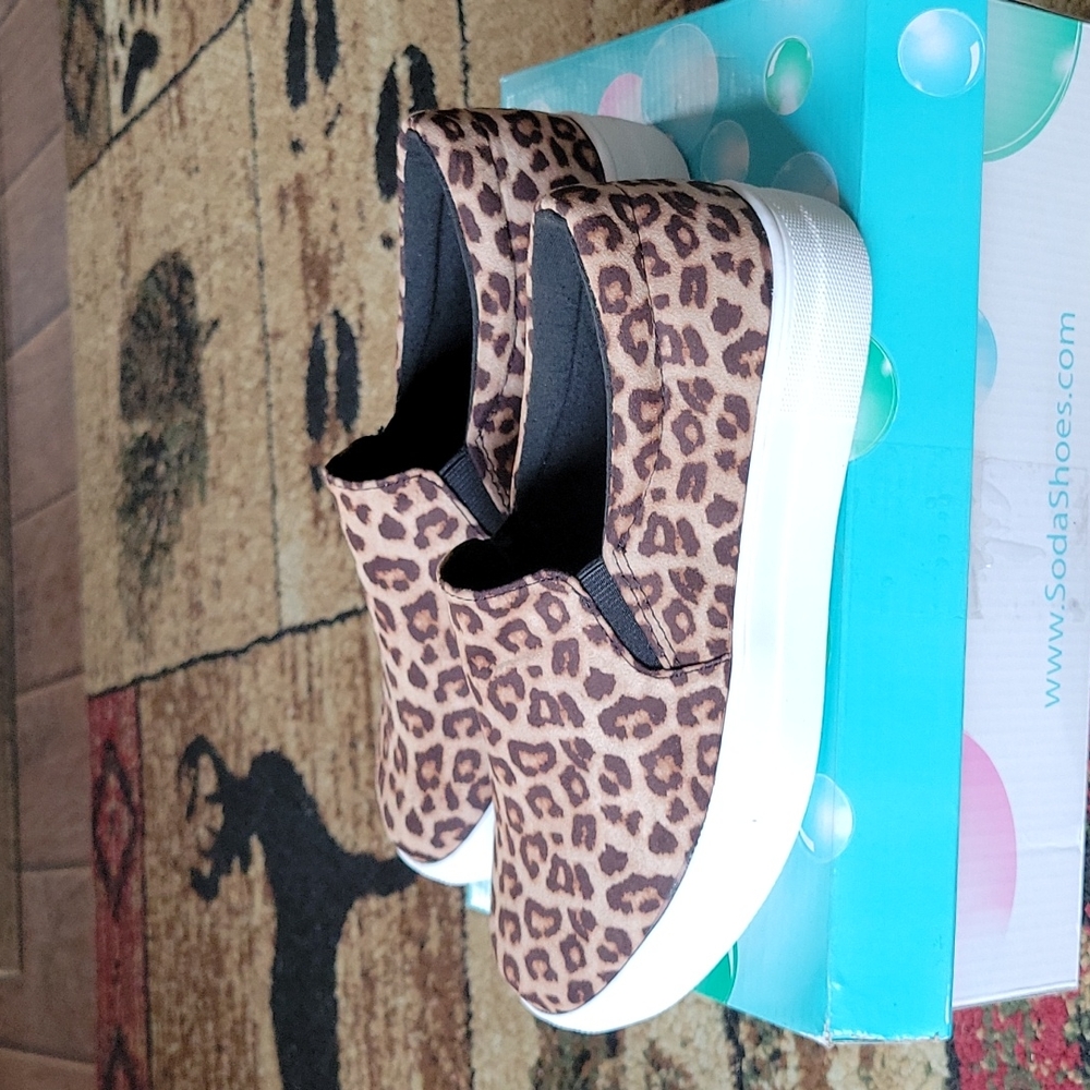 Cute cheetah print shoes